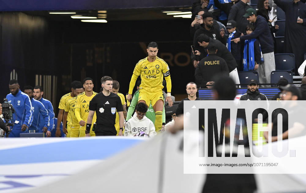 Al Hilal v Al Nassr - Saudi Pro League RIYADH, SAUDI ARABIA - JANUARY 12: Cristiano Ronaldo of Al Nassr before the Saudi Pro League match between Al Hilal and Al Nassr at Al Mamlakah Arena Stadium in Riyadh, Saudi Arabia, on January 12, 2026. Mohammed Saad Anadolu Riyadh Saudi Arabia. Editorial use only. Please get in touch for any other usage.