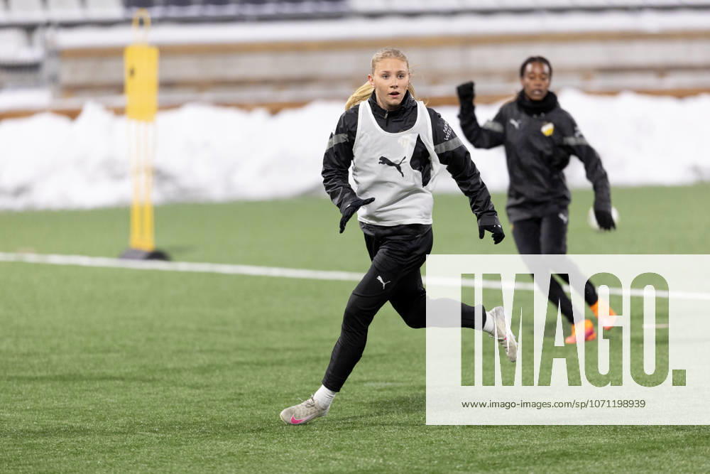 Häckens Tilde Karlsson under en träning den 12 januari 2026 i Göteborg.
