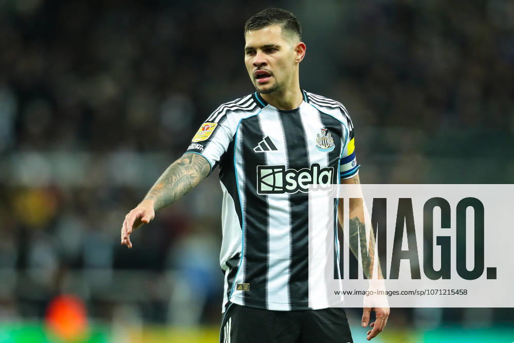 Newcastle United v Manchester City, Carabao Cup Bruno Guimaraes Of Newcastle United during the Newcastle United v Manchester City Carabao Cup Semi Final First Leg match at St. James Park, Newcastle Upon Tyne, England on 13 January 2026 Credit: Lee Keuneke Every Second Media Editorial use only. All images are copyright Every Second Media Limited. No images may be reproduced without prior permission. All rights reserved. Premier League and Football League images are subject to licensing agreements with Football DataCo Limited. see https: www.football-dataco.com
