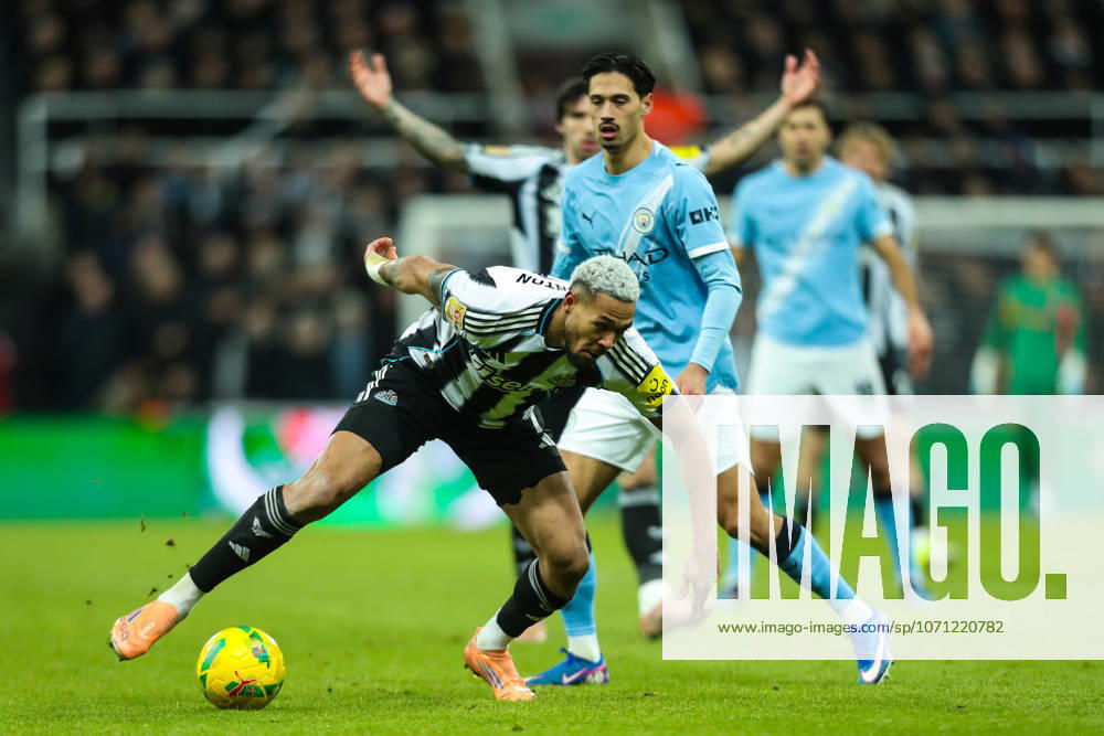 Newcastle United v Manchester City, Carabao Cup Joelinton Of Newcastle United battles with Tijjani Reijnders Of Manchester City during the Newcastle United v Manchester City Carabao Cup Semi Final First Leg match at St. James Park, Newcastle Upon Tyne, England on 13 January 2026 Credit: Lee Keuneke Every Second Media Editorial use only. All images are copyright Every Second Media Limited. No images may be reproduced without prior permission. All rights reserved. Premier League and Football League images are subject to licensing agreements with Football DataCo Limited. see https: www.football-dataco.com