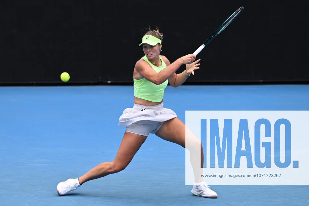 TENNIS AUSTRALIAN OPEN QUALIFYING, Olivia Gadecki of Australia in action against Sloane Stephens of the US during a qualifying session ahead of the Australian Open tennis tournament at Melbourne Park in Melbourne, Wednesday, January 14, 2026. ( NO ARCHIVING, MELBOURNE VICTORIA AUSTRALIA