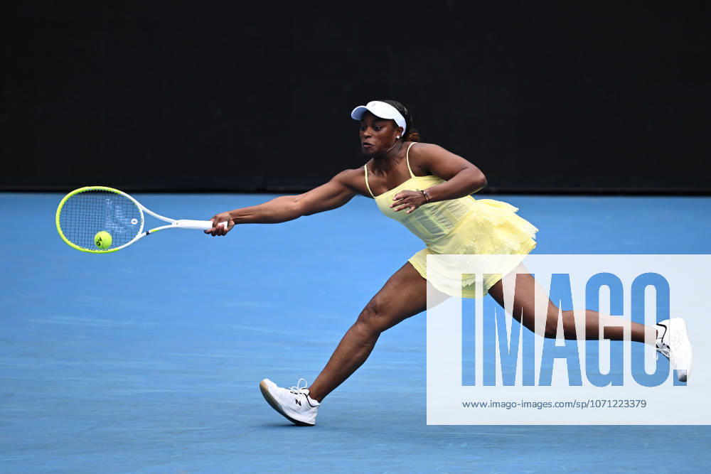 TENNIS AUSTRALIAN OPEN QUALIFYING, Sloane Stephens of the US in action against Olivia Gadecki of Australia during a qualifying session ahead of the Australian Open tennis tournament at Melbourne Park in Melbourne, Wednesday, January 14, 2026. ( NO ARCHIVING, MELBOURNE VICTORIA AUSTRALIA
