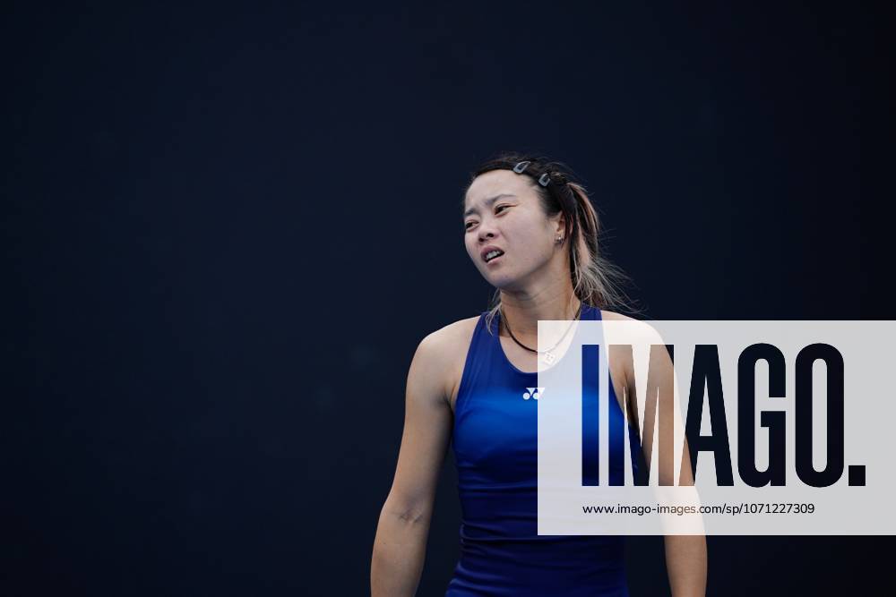 (260114) -- MELBOURNE, Jan. 14, 2026 -- Ma Yexin of China reacts during the women s singles qualifying 2nd round match against Elvina Kalieva of the United States at Australian Open tennis tournament in Melbourne, Australia, Jan. 14, 2026. (Photo by Xinhua) (SP)AUSTRALIA-MELBOURNE-TENNIS-AUSTRALIAN OPEN-WOMEN S SINGLES-QUALIFYING WangxShen