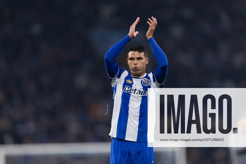 Thiago Silva of Fc Porto in action during the Taca de Portugal match between FC Porto and SL Benfica at Estadio do Dragao on January 14, 2026 in Porto, Portugal. Porto Portugal - ZUMAp267 20260114_zsp_p267_178