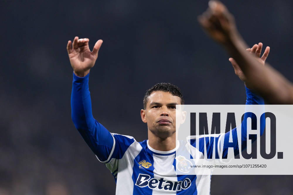 Thiago Silva of Fc Porto in action during the Taca de Portugal match between FC Porto and SL Benfica at Estadio do Dragao on January 14, 2026 in Porto, Portugal. Porto Portugal - ZUMAp267 20260114_zsp_p267_181