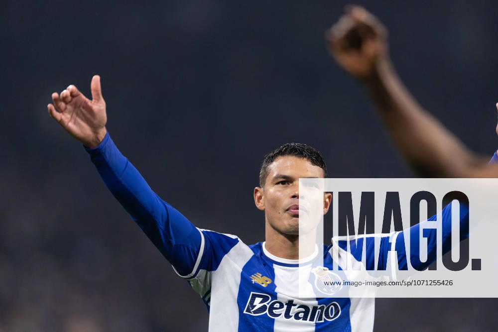 Thiago Silva of Fc Porto in action during the Taca de Portugal match between FC Porto and SL Benfica at Estadio do Dragao on January 14, 2026 in Porto, Portugal. Porto Portugal - ZUMAp267 20260114_zsp_p267_182