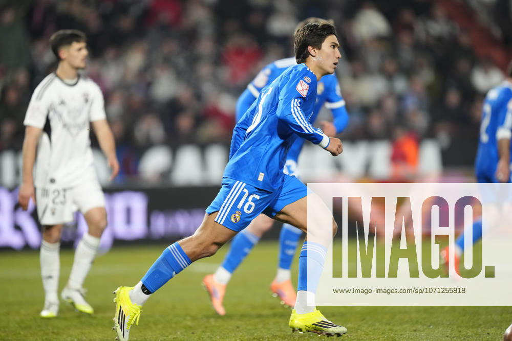 Albacete Balompie v Real Madrid - Copa del Rey ALBACETE, SPAIN - JANUARY 14: Gonzalo Garcia right winger of Real Madrid and Spain celebrates after scoring his sides first goal during the Copa del Rey round of 16 match between Albacete Balompie and Real Madrid at Estadio Carlos Belmonte on January 14, 2026 in Albacete, Spain. Jose Hernandez Anadolu Albacete Spain. Editorial use only. Please get in touch for any other usage.