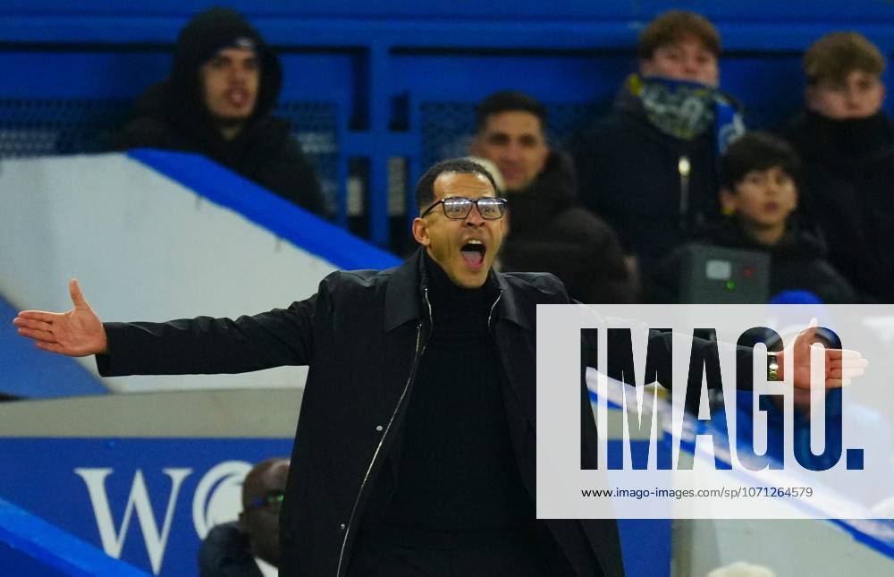 Chelsea manager Liam Rosenior Arsenal v Chelsea, EFL Carabao Cup, Semi Final, First Leg, Football, Emirates Stadium, London, UK - 14 Jan 2026London Emirates Stadium United Kingdom