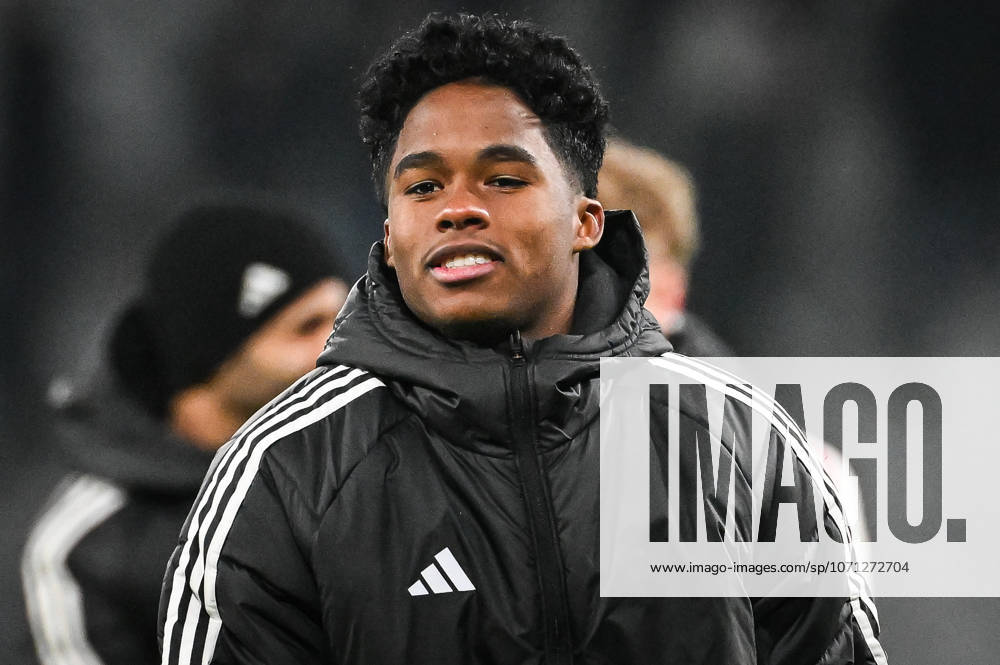 Villeneuve-D ascq, France, France: Endrick FELIPE MOREIRA DE SOUSA of Lyon during the French Cup match between Lille OSC (LOSC) and Olympique Lyonnais (OL) at Pierre Mauroy Stadium on January 11, 2026 in Villeneuve-d Ascq near Lille, France. Villeneuve-D ascq France - ZUMAm308 20260111_zsp_m308_050
