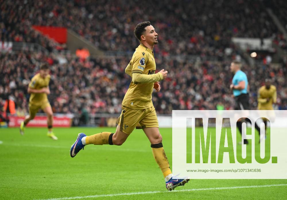 Yeremi Pino of Crystal Palace celebrates scoring their first goal Sunderland v Crystal Palace, Premier League, Football, Stadium of Light, Sunderland, UK - 17 Jan 2026Sunderland Stadium of Light United Kingdom
