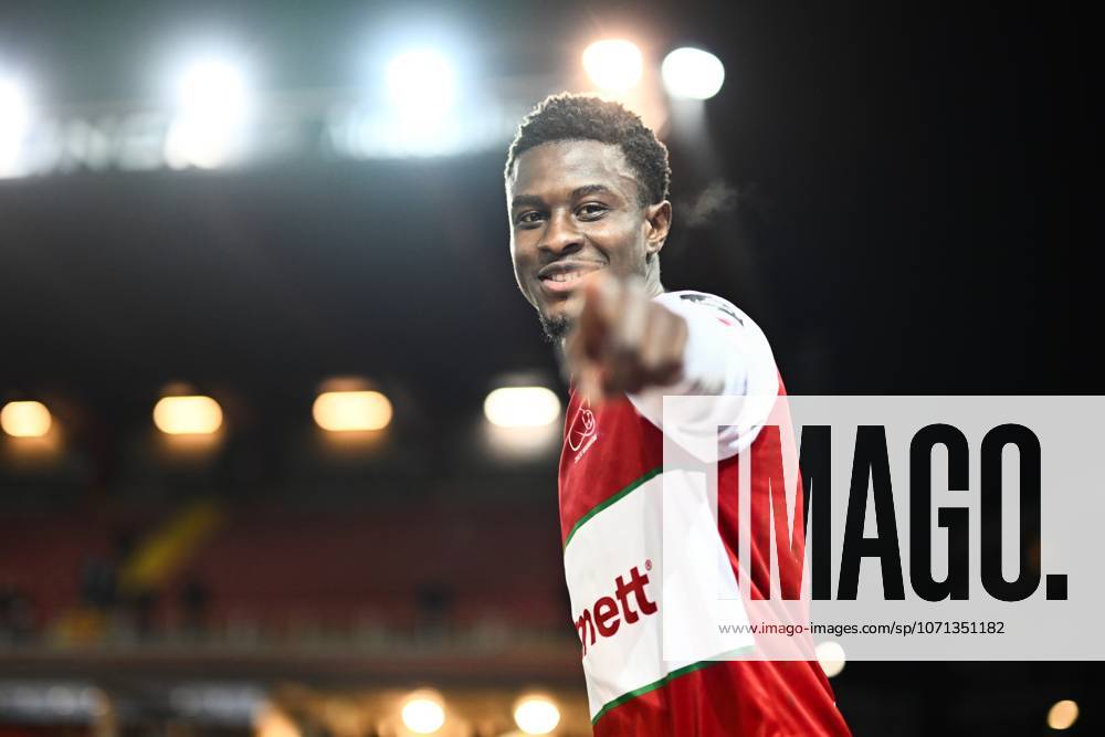 Essevee s Wilguens Paugain celebrates after a soccer match between SV Zulte Waregem and KRC Genk, Saturday 17 January 2026 in Waregem, on day 20 of the 2025-2026 Jupiler Pro League first division of the Belgian championship. MAARTENxSTRAETEMANS x156633051x
