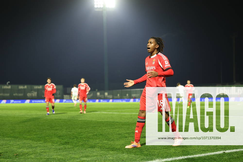 Leandro Barreiro of SL Benfica celebrates the first goal during the Liga Portugal match between Rio Ave and SL Benfica at Estadio dos Arcos, in Porto, Portugal, on January 17, 2026 Vila Do Conde Portugal - ZUMAe141 20260117_zsp_e141_033