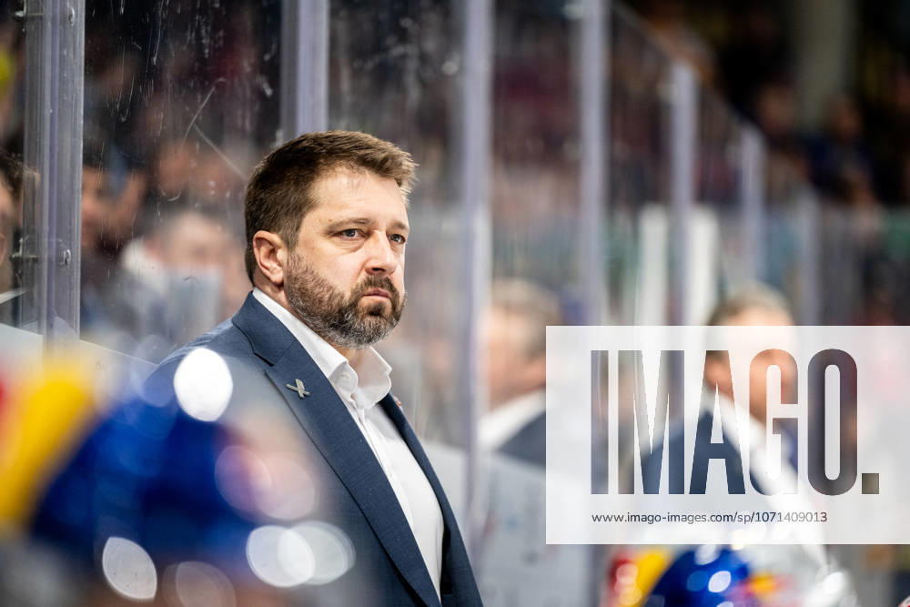Oliver David Trainer, Coach, Headcoach, RBM , Nuernberg Ice Tigers vs Red Bull Muenchen, Eishockey, Penny DEL, 41 Spieltag, 18 01 2026, Nuernberg Ice Tigers vs Red Bull Muenchen, Eishockey, Penny DEL, 41 Spieltag