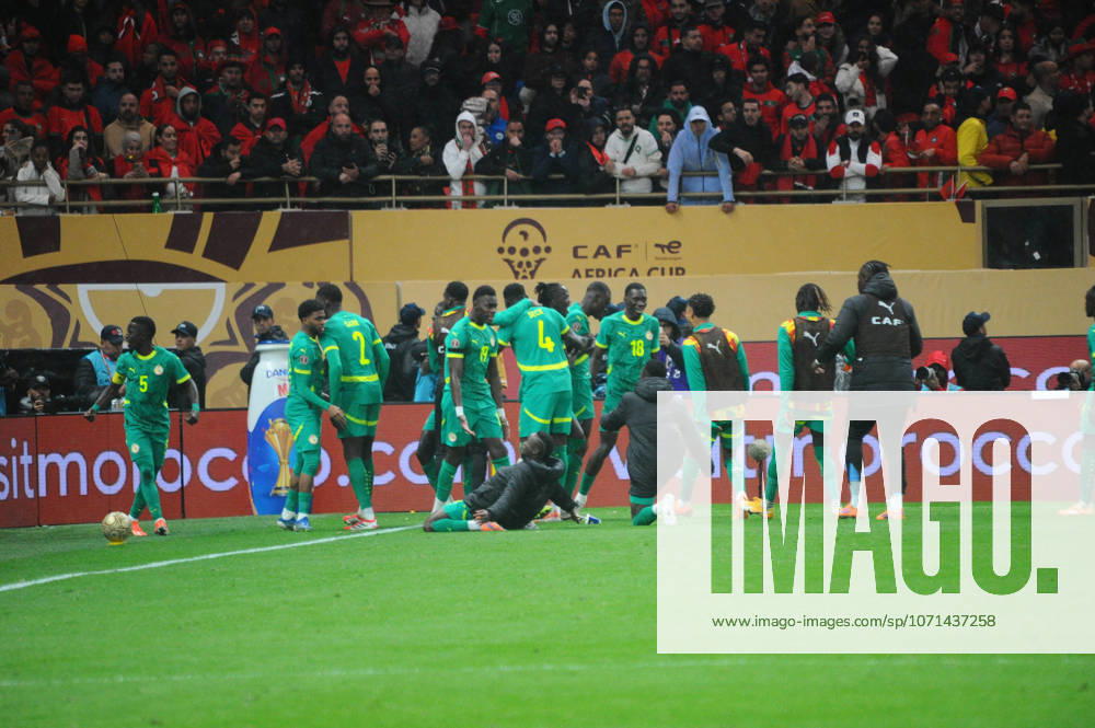 Senegal celebrate during the Africa Cup of Nations (AFCON) Final match between Senegal and Morocco in Rabat on January 18th in Rabat, Morocco. Photo by Segun Ogunfeyitimi