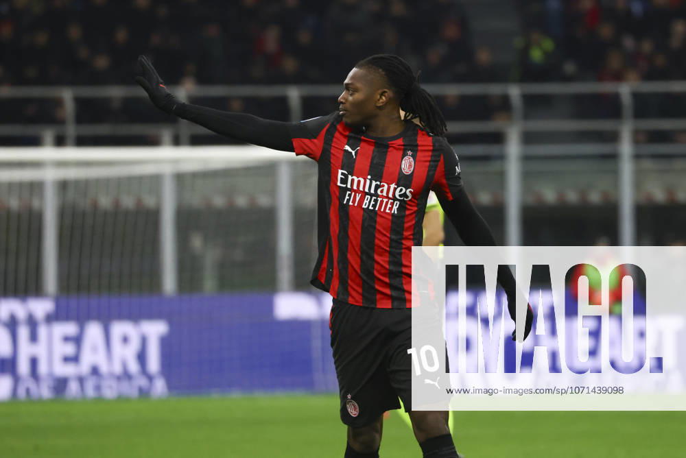 AC Milan v US Lecce - Serie A Rafael Leao plays during the Serie A match between AC Milan and US Lecce at Giuseppe Meazza stadium in Milano, Italy, on January 18, 2026. Milano Milano Italy