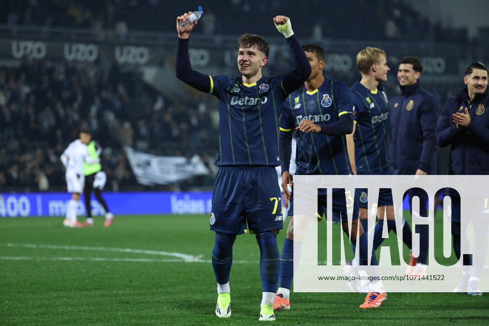 Oskar Pietuszewski ( FC Porto ) after the match between Vitoria SC and FC Porto, valid for Liga Portugal Betclic 2025 2026 at Estadio D.Afonso Henriques on 18 January 2026. Guimaraes Estadio D.Afonso Henriques Guimaraes Portugal