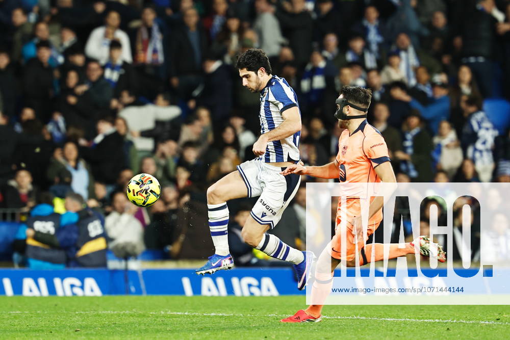 GoncaloGuedes (Sociedad), JANUARY 18, 2026 - Football Soccer : Spanish LaLiga EA Sports match between Real Sociedad - Club Atletico de Madrid at the Estadio de Anoeta in San Sebastian, Spain. Noxthirdxpartyxsales aflo_316586897