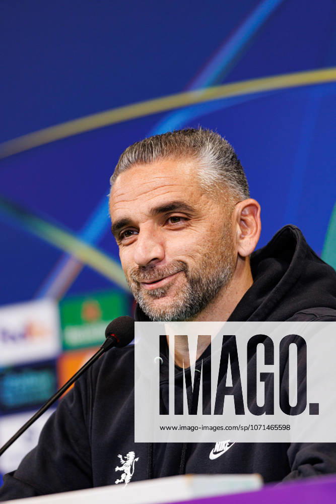 Rui Borges seen during the Sporting CP press conference, PK, Pressekonferenz before UCL game against Paris Saint-Germain at Estadio Jose Alvalade (Maciej Rogowski Ball Raw Images) Lisbon Estadio Jose Alvalade Portugal