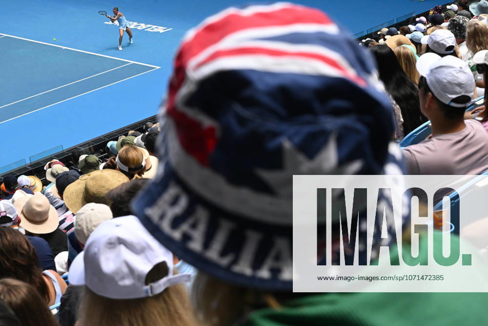 TENNIS AUSTRALIAN OPEN, Oleksandra Oliynkova of Ukraine returns during the Womens 1st round match against Madison Keys of USA on day 3 of the 2026 Australian Open tennis tournament at Melbourne Park in Melbourne, Tuesday, January 20, 2026. ( NO ARCHIVING MELBOURNE VICTORIA AUSTRALIA