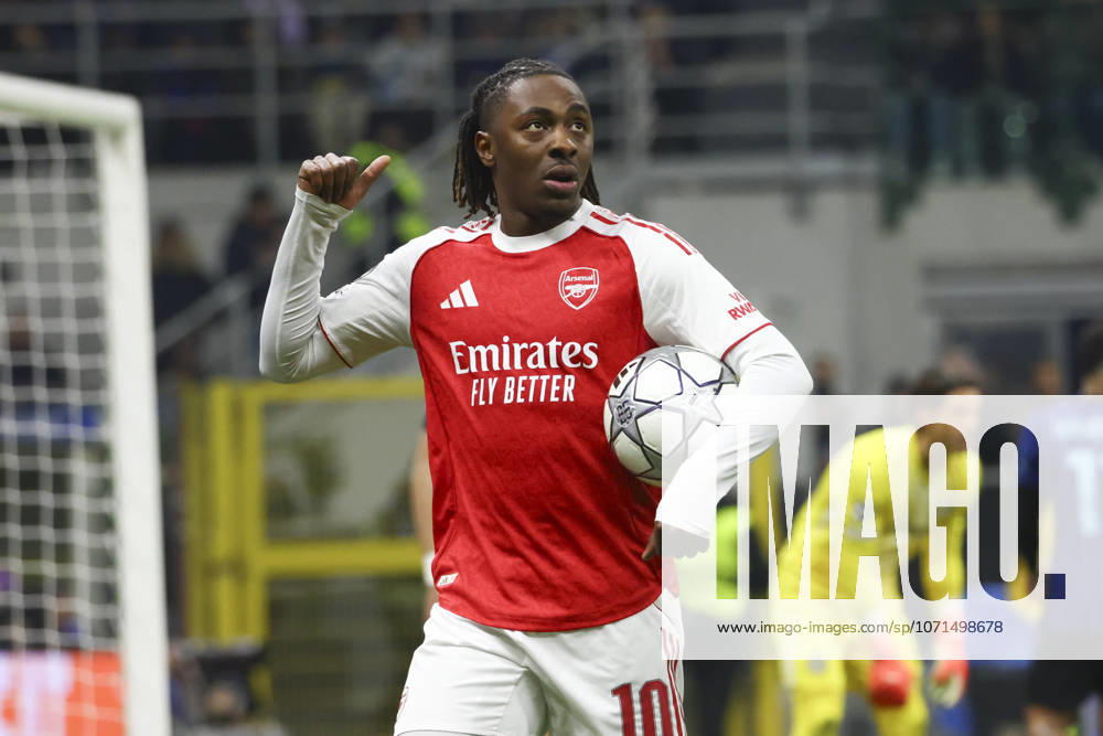 FC Internazionale Milano v Arsenal FC - UEFA Champions League 2025 26 League Phase MD7 Eberechi Eze plays during the UEFA Champions League 2025 26 match between FC Internazionale and FC Arsenal in Milano, Italy, on January 20, 2026, at Giuseppe Meazza stadium Milano Milano Italy