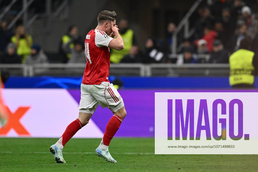 Viktor Gyokeres of Arsenal F.C. celebrates after scoring the goal of 1-3 during the UEFA Champions League phase day 7 football match between F.C. Inter and Arsenal F.C. at the San Siro Stadium on January 20, 2026 in Milan, Italy.
