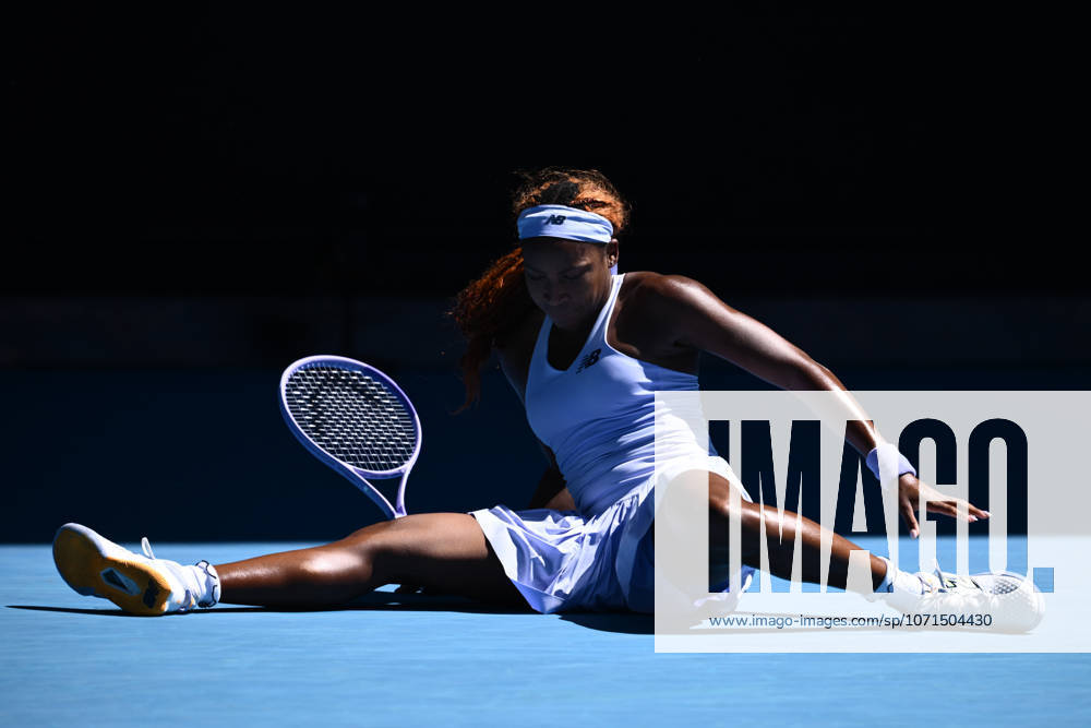 TENNIS AUSTRALIAN OPEN, Coco Gauff of the USA falls during the Womens 2nd round match against Olga Danilovic of Sebia on day 4 of the 2026 Australian Open tennis tournament at Melbourne Park in Melbourne, Wednesday, January 21, 2026. ( NO ARCHIVING MELBOURNE VICTORIA AUSTRALIA