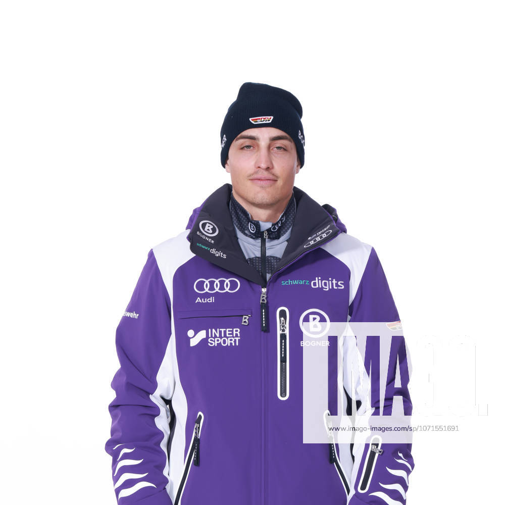 Anton Grammel , DSV Deutscher Skiverband Porträttermin 2025 2026, Ski Alpin, Headshot, Headshots, Portrait, Shooting, Studio, Studioshooting, Vorstellung, Präsentation, Pressetermin, GER ATTENTION Royalty-free use with attribution This media material may be used freely for editorial purposes in broadcast, print, online, and radio Use for other purposes is prohibited ATTENTION Royalty-free use with attribution This media asset is free for editorial broadcast, print, online and radio use It is restricted for use for other purposes