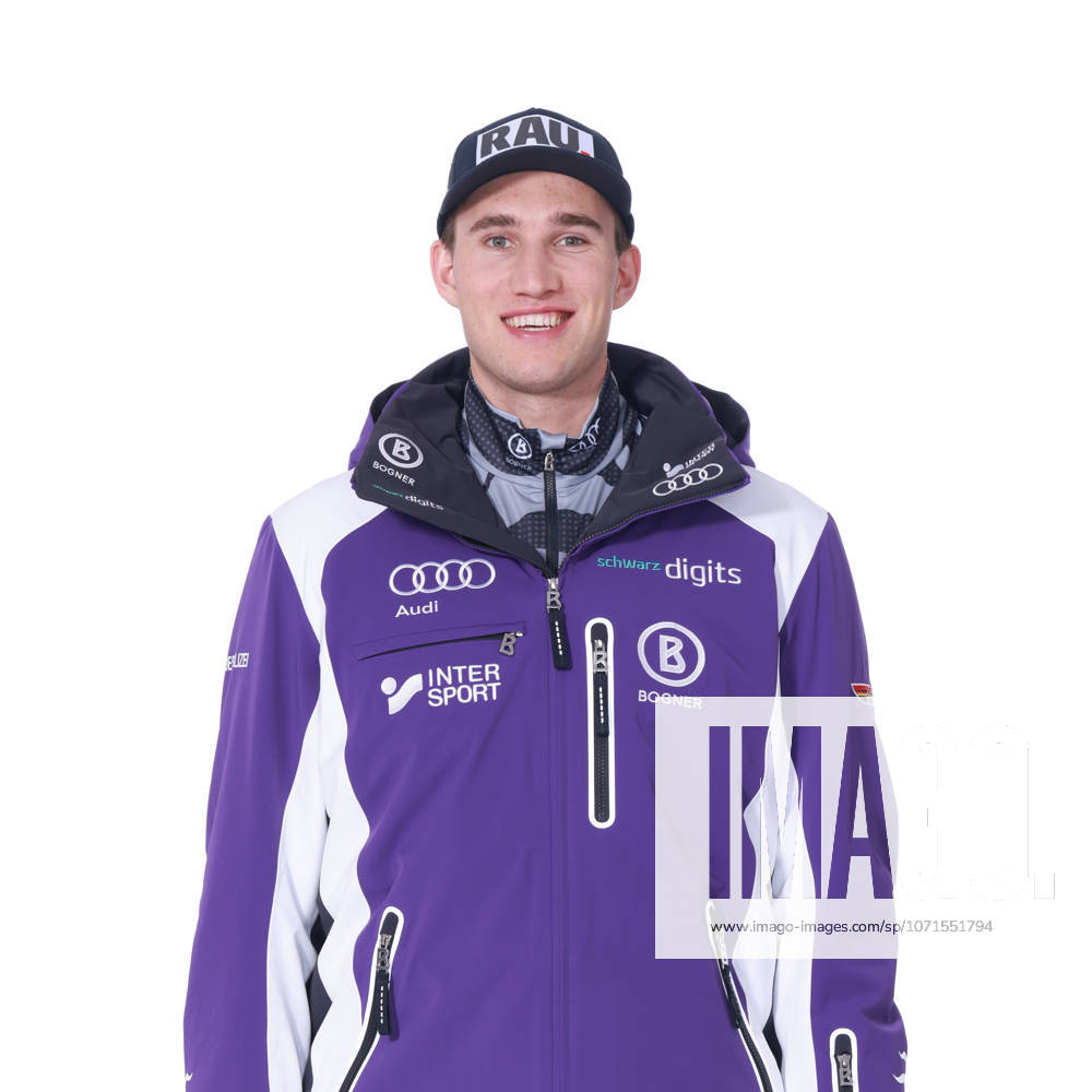 Luis Vogt, DSV Deutscher Skiverband Porträttermin 2025 2026, Ski Alpin, Headshot, Headshots, Portrait, Shooting, Studio, Studioshooting, Vorstellung, Präsentation, Pressetermin, GER ATTENTION Royalty-free use with attribution This media material may be used freely for editorial purposes in broadcast, print, online, and radio Use for other purposes is prohibited ATTENTION Royalty-free use with attribution This media asset is free for editorial broadcast, print, online and radio use It is restricted for use for other purposes