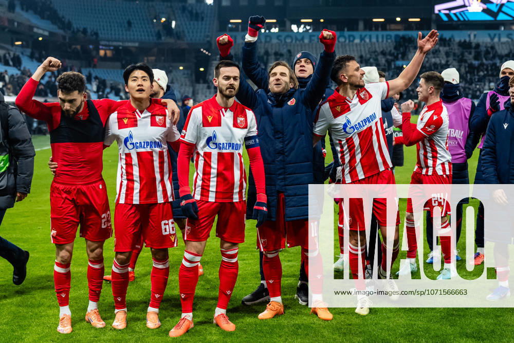 Malmo FF v Crvena Zvezda, UEFA Europa League, Malmo Sweden Malmo, Sweden. 22nd, January 2026. The players of Crvena Zvezda seen celebrating with the fans after the win in the UEFA Europa League match between Malmo FF and Crvena Zvezda at Eleda Stadion in Malmo. Sweden, Malmo, Eleda Stadion