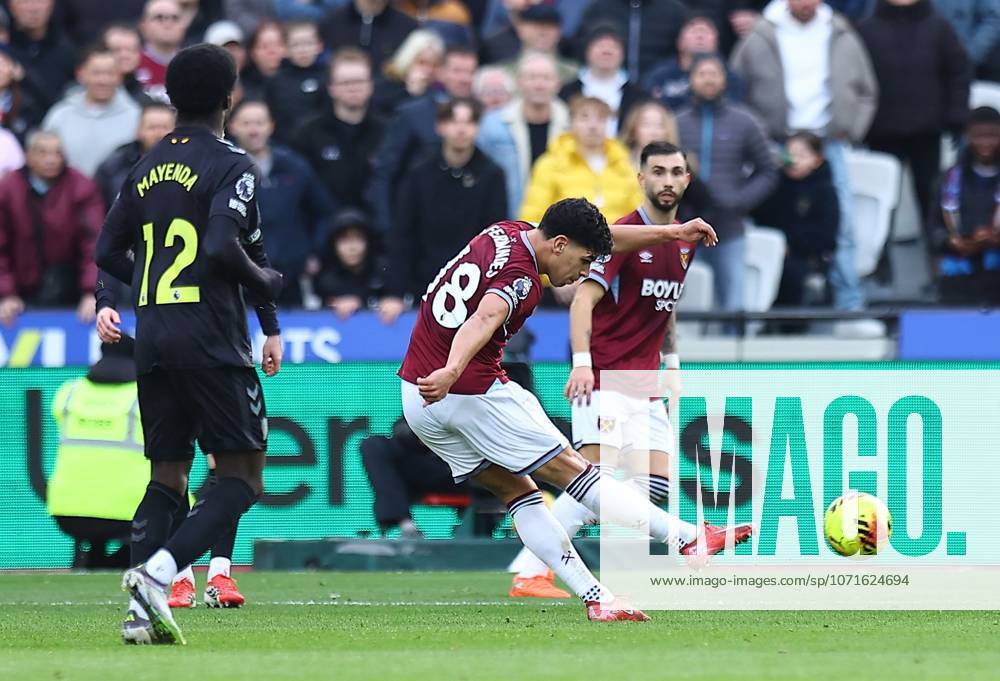 Mateus Fernandes of West Ham United scores their sides third goal West Ham United v Sunderland, Premier League, Football, London Stadium, London, UK - 24 Jan 2026London London Stadium United Kingdom