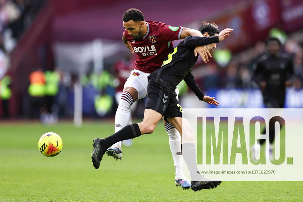 West Ham United gegen Sunderland 24. Januar 2026, London Premier League Fußball West Ham United gegen Sunderland Callum Wilson von West Ham United und Enzo Le Fee von Sunderland Foto Jacques Feeney Abseits London UK