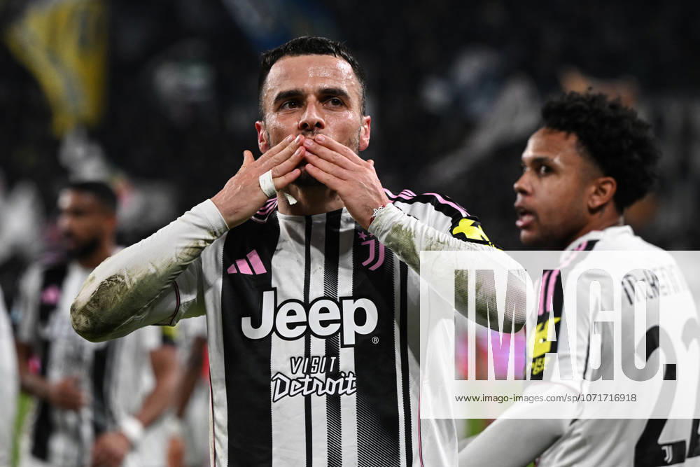 Cm Torino 25 01 2026 - campionato di calcio serie A Juventus-Napoli foto Cristiano Mazzi Image nella foto: esultanza gol Filip Kostic