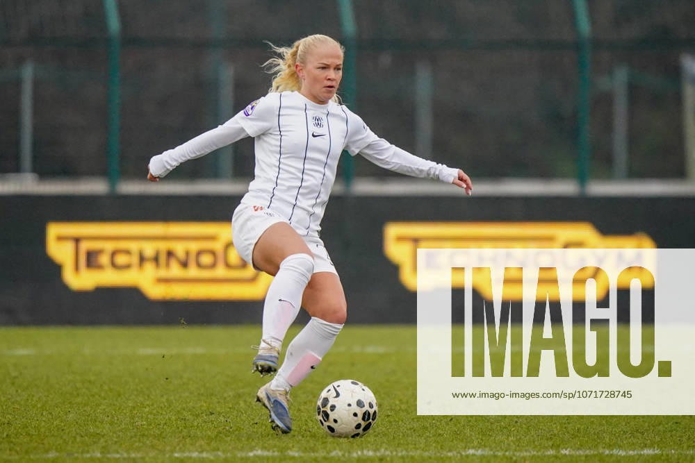 CALCIO - Serie A Femminile - FC Como Women vs Inter - FC Internazionale Agnete Marcussen (FC Como Women) during FC Como Women vs Inter - FC Internazionale, Italian football Serie A Women match in Meda (MB), Italy, January 25 2026 Meda (MB) Italy