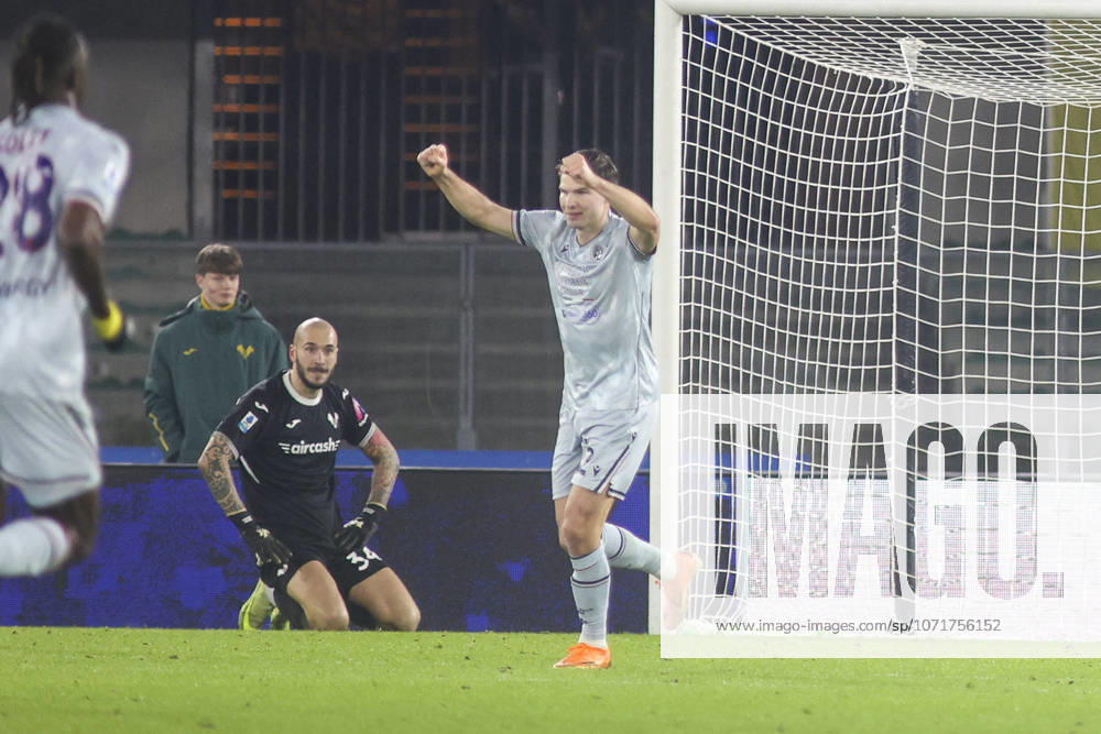 CALCIO - Serie A - Hellas Verona FC vs Udinese Calcio Simone Perilli of Hellas Verona FC expresses disappointment after Keinan Davis of Udinese FC goal during Hellas Verona FC vs Udinese Calcio, 22° Serie A Enilive 2025-26 game at Marcantonio Bentegodi stadium in Verona (VR), Italy, on January 26, 2026. Verona Italy