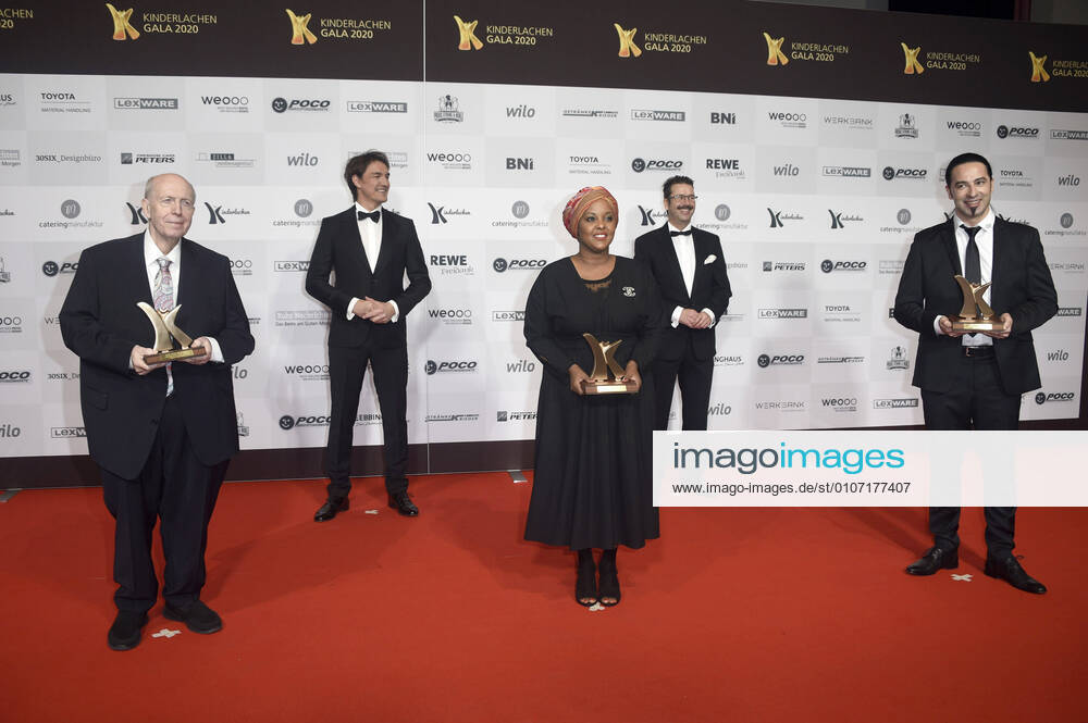 Reiner Calmund, Matze Knop, Jawahir Cumar, Marc Peine and Bülent Ceylan at the 16 Kinderlachen Gala 2020 in the Gold Hall of the Westfalenhallen Dortmund, 28 11 2020 Foto:xN.xKubelkax xFuturexImage