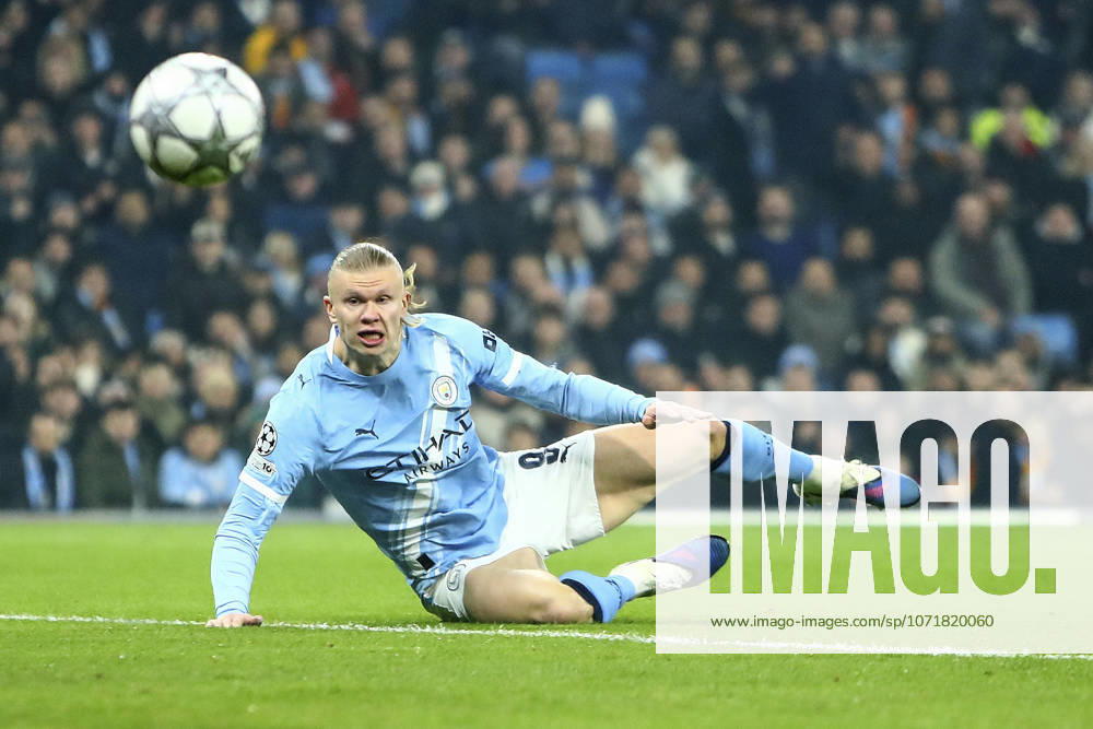 Manchester City v Galatasaray S.K., UEFA Champions League Erling Haaland of Manchester City heads the ball at goal during the Manchester City v Galatasaray S.K. UEFA Champions League MD8 match at the Etihad Stadium, Manchester, England on 28 January 2026 Credit: Luke Williams Every Second Media Editorial use only. All images are copyright Every Second Media Limited. No images may be reproduced without prior permission.