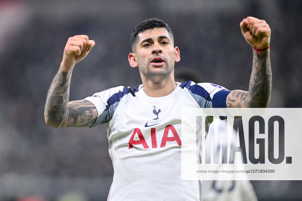 Cristian Romero Tottenham Hotspur gestures during the UEFA Champions League 2025 26 League Phase MD8 match between Eintracht Frankfurt and Tottenham Hotspur at Frankfurt Stadion on January 28, 2026 in Frankfurt am Main, Germany Photo by Harry Langer DeFodi Images