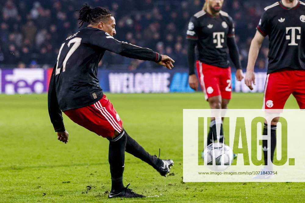 Michael Olise of FC Bayern Munchen shoots on goal PSV Eindhoven v FC Bayern Munchen, UEFA Champions League 2025 26 League Phase MD8, PSV Eindhoven v FC Bayern Munchen, PSV Stadion, January 28, 2026, Eindhoven, Netherlands.
