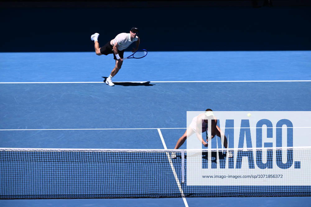 TENNIS AUSTRALIAN OPEN, Olivia Gadecki and John Peers of Australia in action against Kristina Mladenovic and Manuel Guinard of France during the mixed doubles final on day 13 of the 2026 Australian Open tennis tournament at Melbourne Park in Melbourne, Friday, January 30, 2026. ( NO ARCHIVING MELBOURNE VICTORIA AUSTRALIA