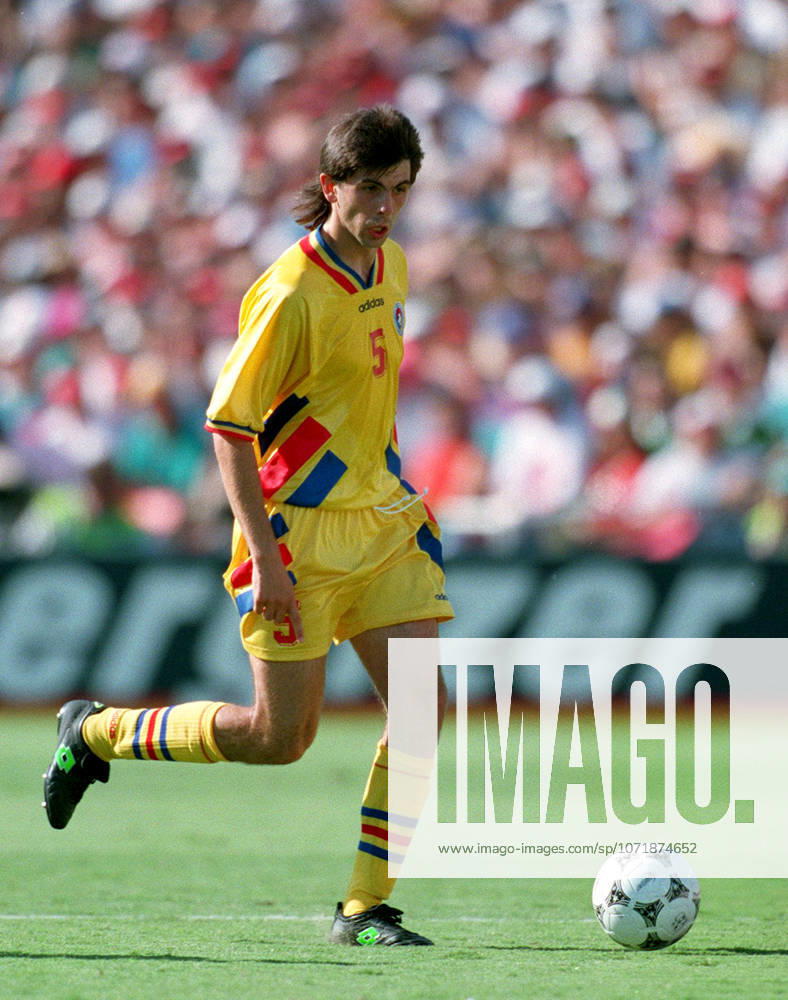 Colombia V Romania, FIFA World Cup, WM, Weltmeisterschaft, Fussball Finals Group A Ioan Lupescu of Romania on the ball during the FIFA World Cup Finals Group A match between Colombia and Romania at Rose Bowl In Pasadena on June 18, 1994 in California, United States. California Rose Bowl In Pasadena United States United States