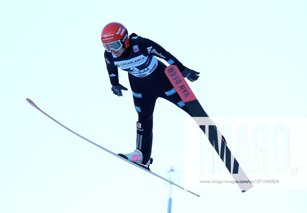 FIS NORDIC COMBINED WORLD CUP, Nordic Combined World Cup, Nordic Triple, Seefeld, ski jumping, ski jumping, women ARMBRUSTER Nathalie GER in flight, flight photo, jump