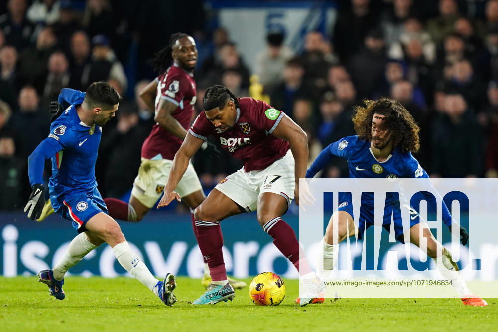 Chelsea v West Ham United, Premier League Adama TraorÃ of West Ham United under pressure from Pedro Neto of Chelsea and Marc Cucurella of Chelsea during the Chelsea v West Ham United Premier League match at Stamford Bridge, London, England on 31 January 2026 Credit: Dylan Hepworth Every Second Media Editorial use only. All images are copyright Every Second Media Limited. No images may be reproduced without prior permission. All rights reserved. Premier League and Football League images are subject to licensing agreements with Football DataCo Limited. see https: www.football-dataco.com