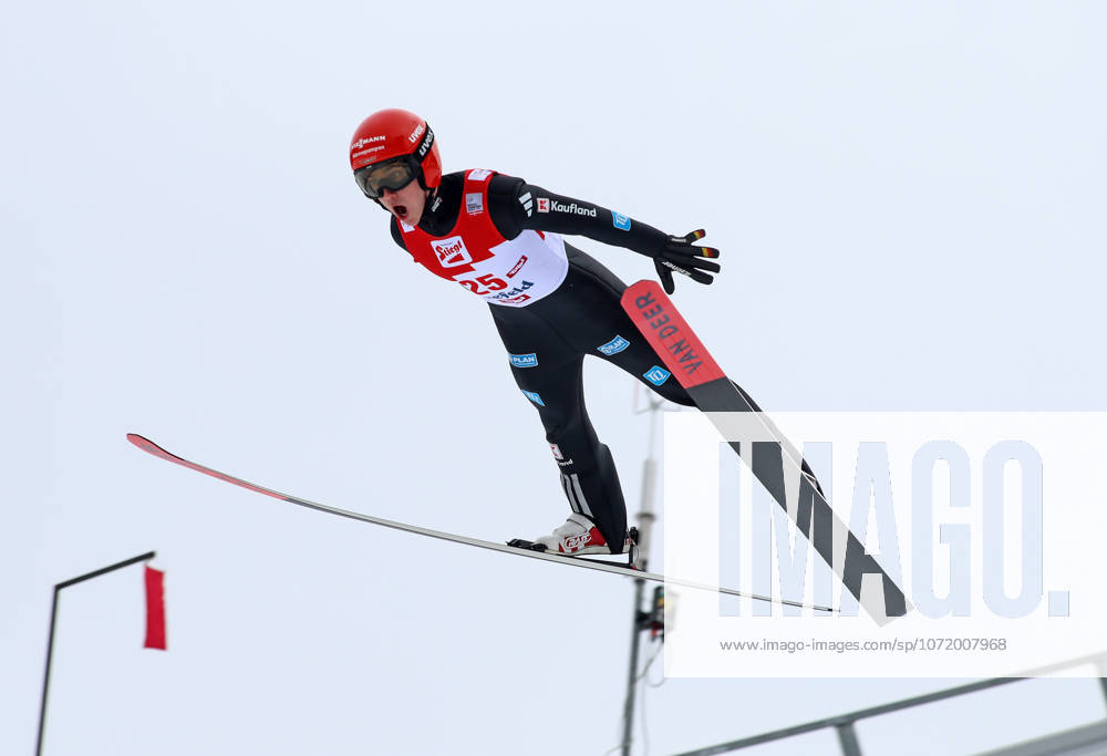 FIS NORDIC COMBINED WORLD CUP, Nordic Combined World Cup, Nordic Triple, Seefeld, ski jumping, ski jumping, men SOMMERFELDT Tristan GER in flight, flight photo, jump, submission, flight phase
