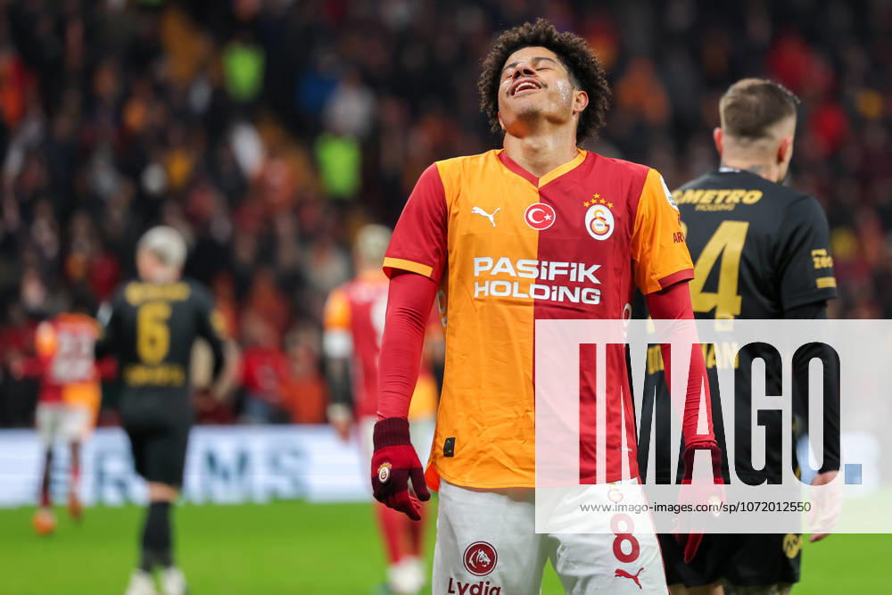 2026-02-01 Galatasaray SK v Kayserispor - Trendyol Super Lig ISTANBUL, TURKEY - FEBRUARY 1: Gabriel Sara of Galatasaray SK reacts during the Trendyol Super Lig match between Galatasaray SK and Kayserispor at Rams Park Stadium on February 1, 2026 in Istanbul, Turkey. (Photo by BSR Agency) Istanbul Turkey Content not available for redistribution in The Netherlands directly or indirectly through any third parties.