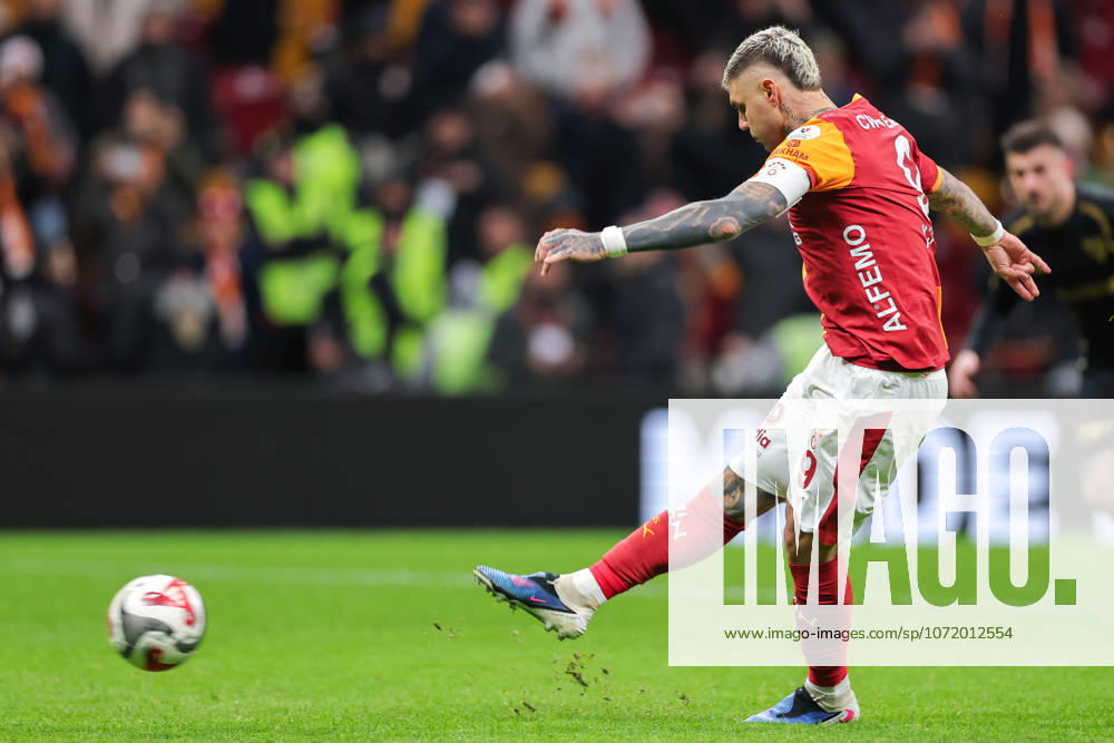 2026-02-01 Galatasaray SK v Kayserispor - Trendyol Super Lig ISTANBUL, TURKEY - FEBRUARY 1: Mauro Icardi of Galatasaray SK scores the team s fourth goal during the Trendyol Super Lig match between Galatasaray SK and Kayserispor at Rams Park Stadium on February 1, 2026 in Istanbul, Turkey. (Photo by BSR Agency) Istanbul Turkey Content not available for redistribution in The Netherlands directly or indirectly through any third parties.