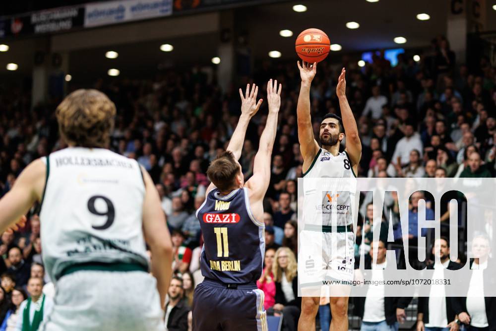 Behnam Yakhchali Gladiators Trier in duel with Moses Wood Alba Berlin , Vet Concept Gladiators Trier vs Alba Berlin, Basketball, easyCredit BBL, Matchday 18, Season 2025 2026, 02 02 2026 Vet Concept Gladiators Trier vs Alba Berlin, Basketball, easyCredit BBL, Matchday 18, Season 2025 2026