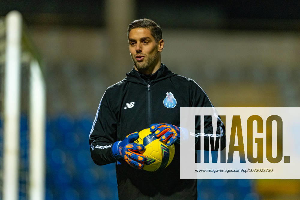 Claudio Ramos seen during Liga Portugal game between Casa Pia AC and FC Porto (Maciej Rogowski Ball Raw Images) Rio Maior Estadio Municipal Rio Maior Portugal