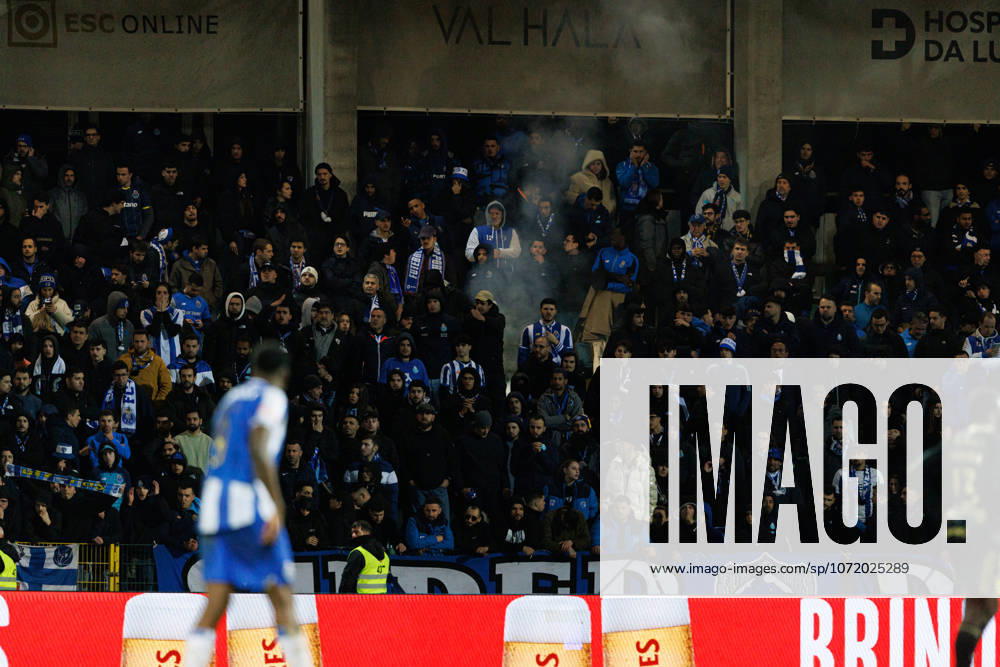 Fans of FC Porto seen during Liga Portugal game between Casa Pia AC and FC Porto (Maciej Rogowski Ball Raw Images) Rio Maior Estadio Municipal Rio Maior Portugal