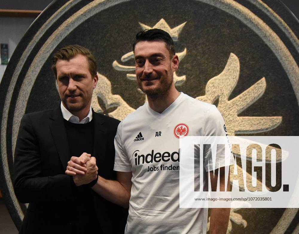 Frankfurt am Main, Deutsche Bank Park Bundesliga season 2025 2026 Press conference for the presentation of the new coach of Eintracht Frankfurt Albert Riera Picture shows Eintracht Frankfurt sports director Markus Krösche and coach Albert Riera DFL DFB REGULATIONS PROHIBIT ANY USE OF PHOTOGRAPHS AS IMAGE SEQUENCES AND OR QUASI VIDEO