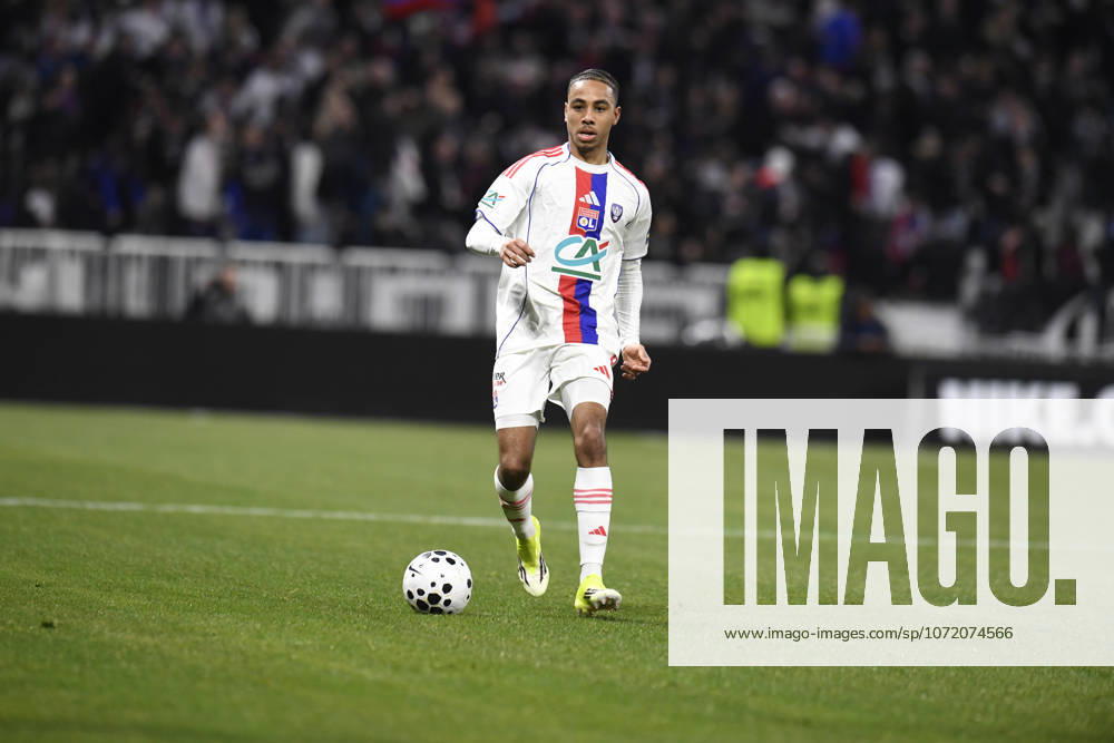 Football : Olympique lyonnais vs Stade LAVAL- French Cup - 04 02 2026 NARTEY Noah of Lyon during the French Cup match between Olympique Lyonnais and Stade LAVAL at Groupama Stadium Decines Charpieu Lyon on February 04 2026 , France LYONFrance
